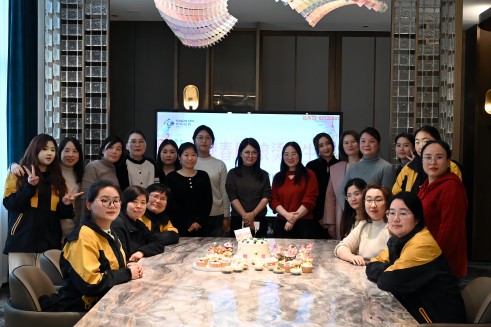 热辣春日 滚烫人生丨Z6·尊龙凯时股份妇女节活动温暖来袭